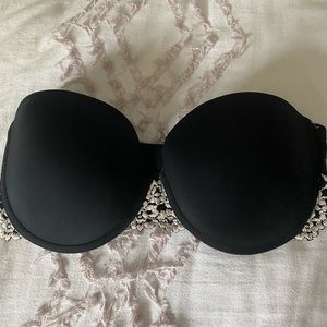 Beautiful strapless push up bra Wacoal 34D